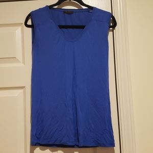 Sleeveless cobalt blue microcode cotton top.